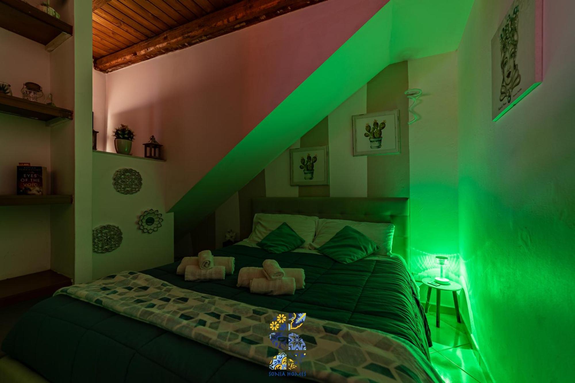La Rocca Apartment Of Ballaro Palermo Exteriör bild